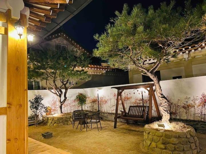 Adam Guesthouse Gyeongju Exterior foto